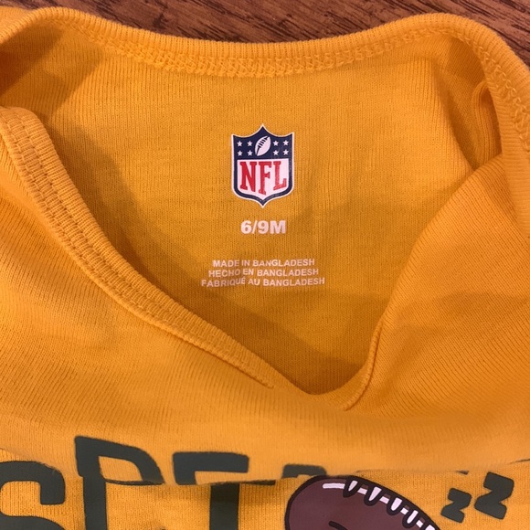 Green Bay Packers Onesies - Picture 3 of 3